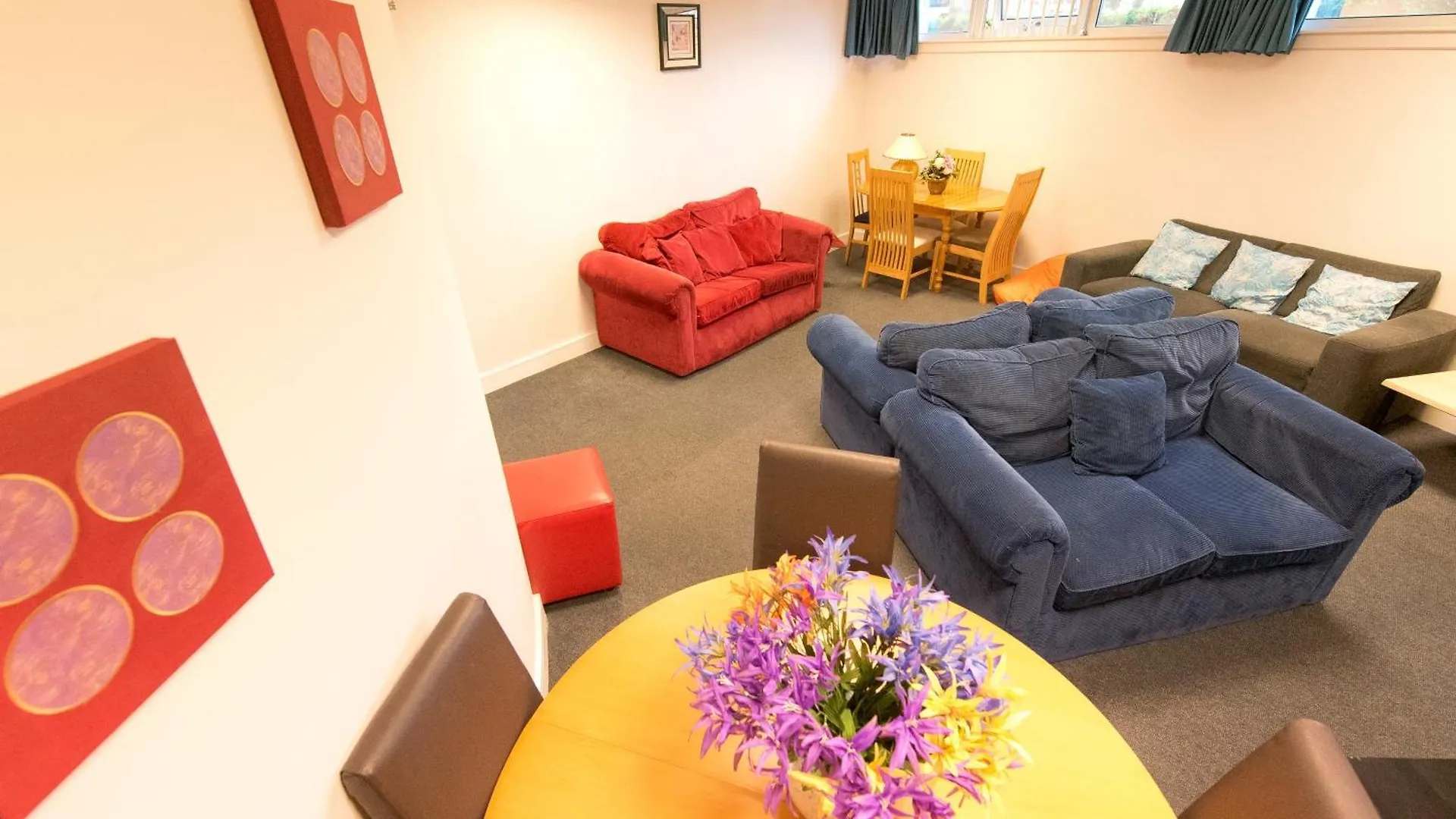 Yha London Thameside Hostel