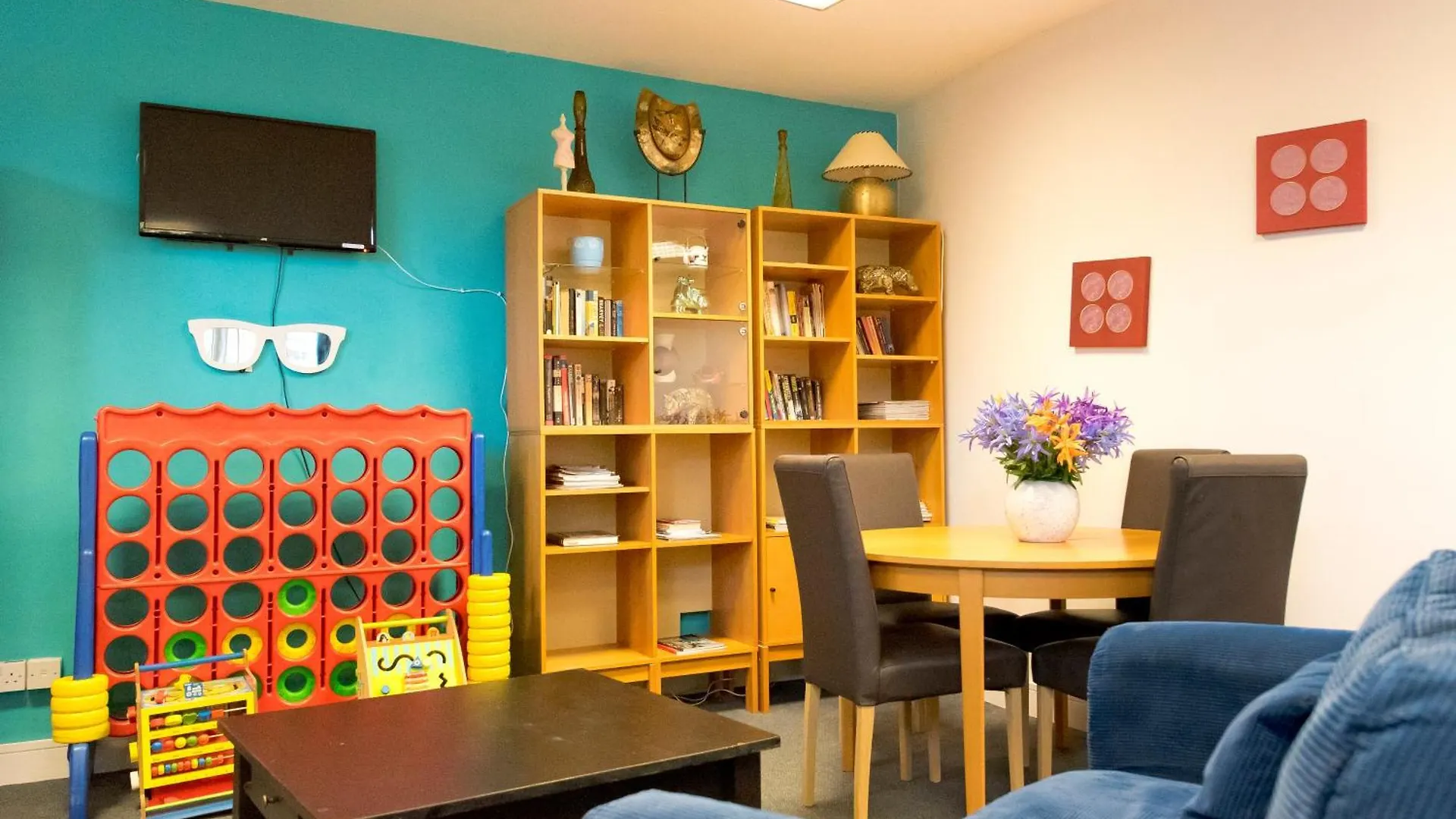 Yha London Thameside Hostel