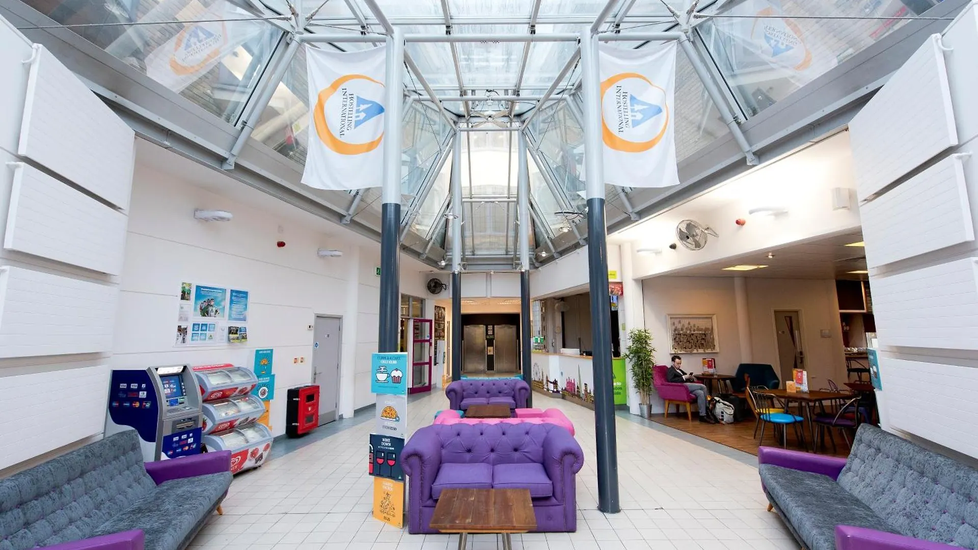 Yha London Thameside Hostel